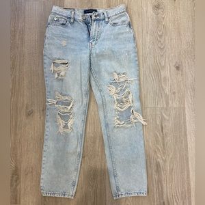 Aeropostale light wash ripped mom jeans